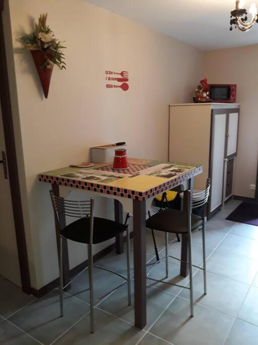 Grand Brassac Gite Recent Au Calme Entre Champs Et Forets Perigord Vert מראה חיצוני תמונה