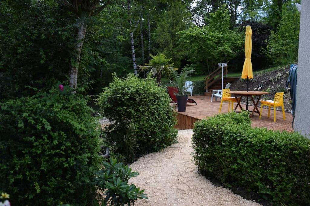 Grand Brassac Gite Recent Au Calme Entre Champs Et Forets Perigord Vert מראה חיצוני תמונה